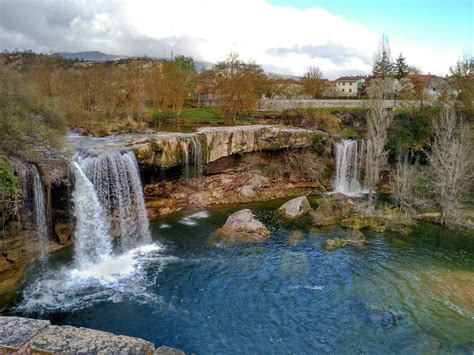 Descubre cómo llegar a Cascada de Pedrosa de Tobalina desde。